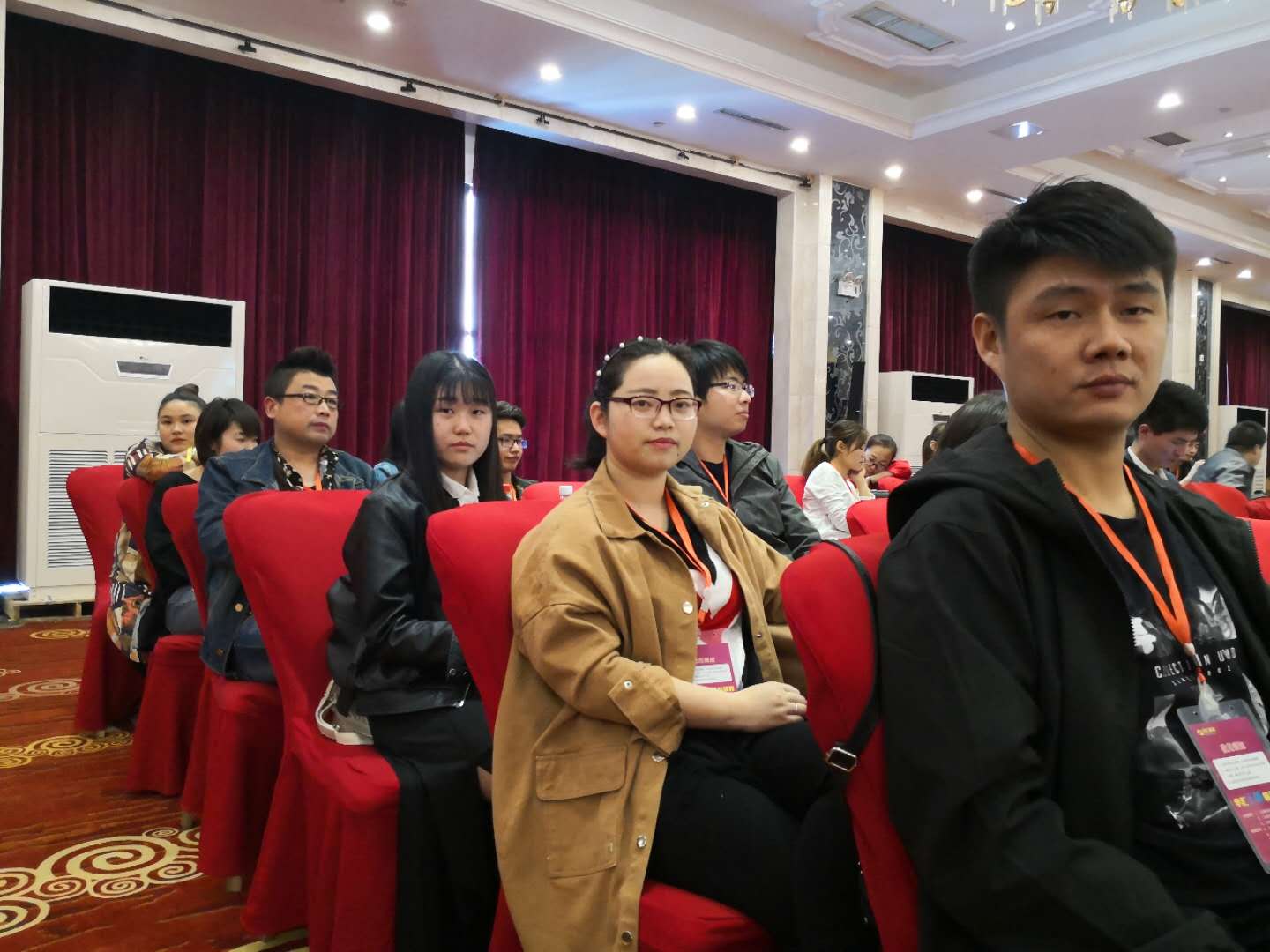 鼎諾機電參加銷(xiāo)售服務(wù)培訓