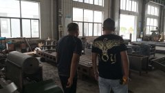 河北魏老板冒著(zhù)酷暑來(lái)鼎諾機電參觀(guān)考察