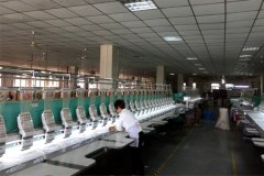 鼎諾機電上門(mén)安裝絎縫機—為了客戶(hù)更快進(jìn)行生產(chǎn)