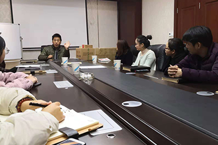 鼎諾機電電腦絎縫機銷(xiāo)售標準大會(huì )